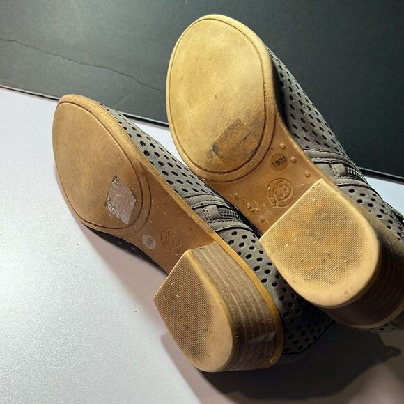 Lucky Brand Light Mocha Booties 9.5 EUC. SH115 - Picture 6 of 6